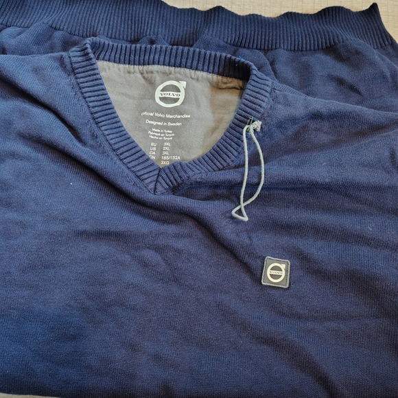 Volvo Official Merchandise Mens Navy Blue V-Neck Sweater Size 2XL Pullover